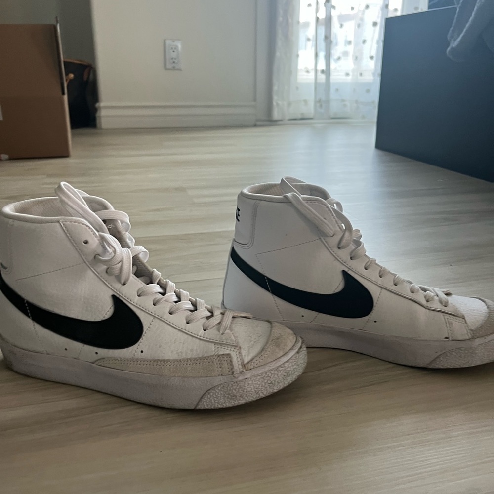 Nike Mid Blazer - Picture 3 of 5